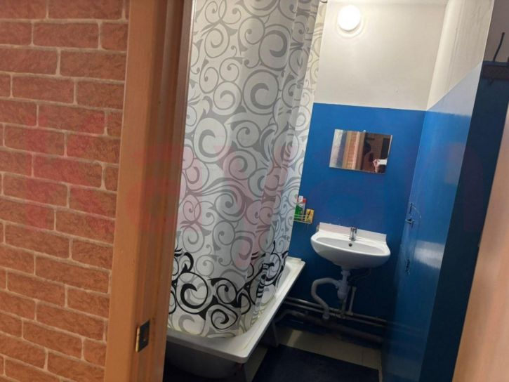 2-комн квартира 50 лет Октября ул.