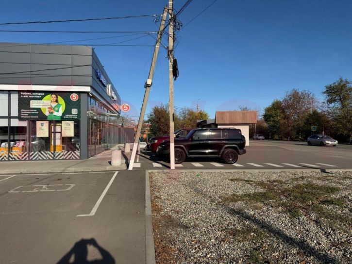 Торговое помещение Д. Бедного ул.