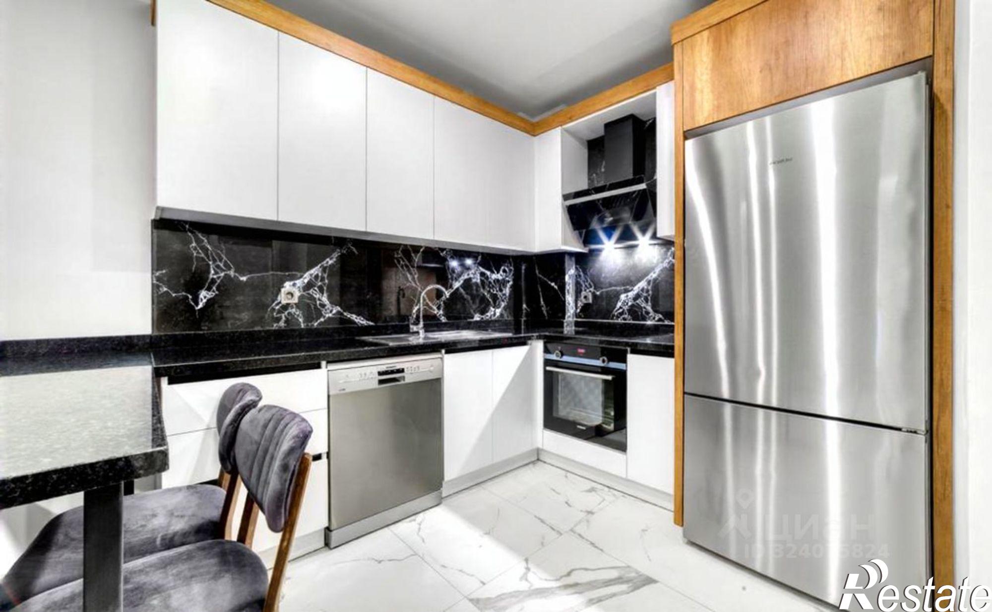 Купить квартиру за 19 000 000 рублей на ул Таврическая, 3