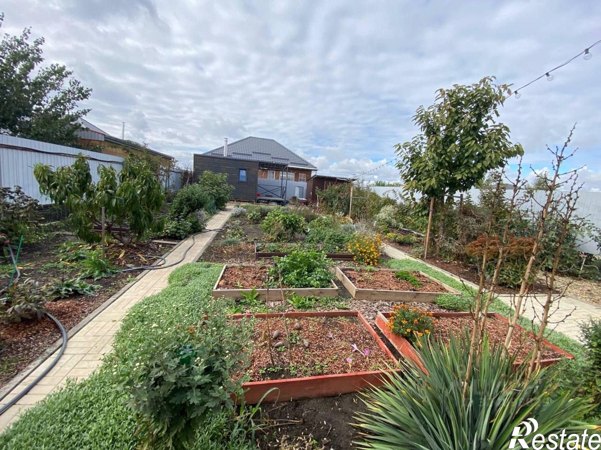 Купить дачу, дом, коттедж за 9 500 000 рублей на Крайняя улица