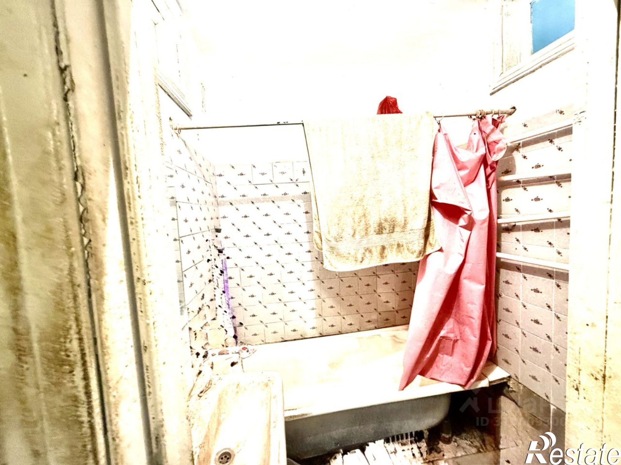 Купить квартиру за 2 300 000 рублей на Ленинградская улица, 17