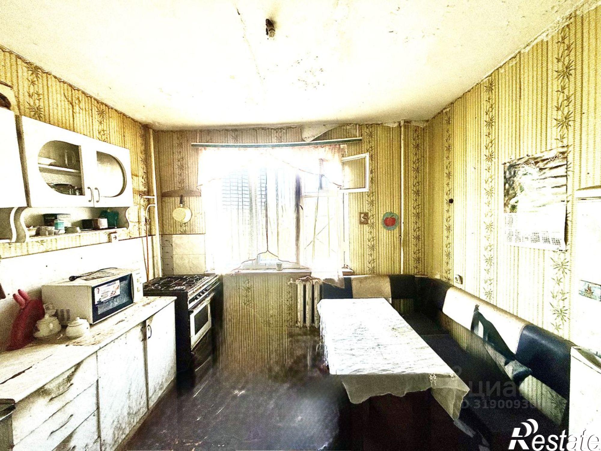 Купить квартиру за 2 300 000 рублей на Ленинградская улица, 17