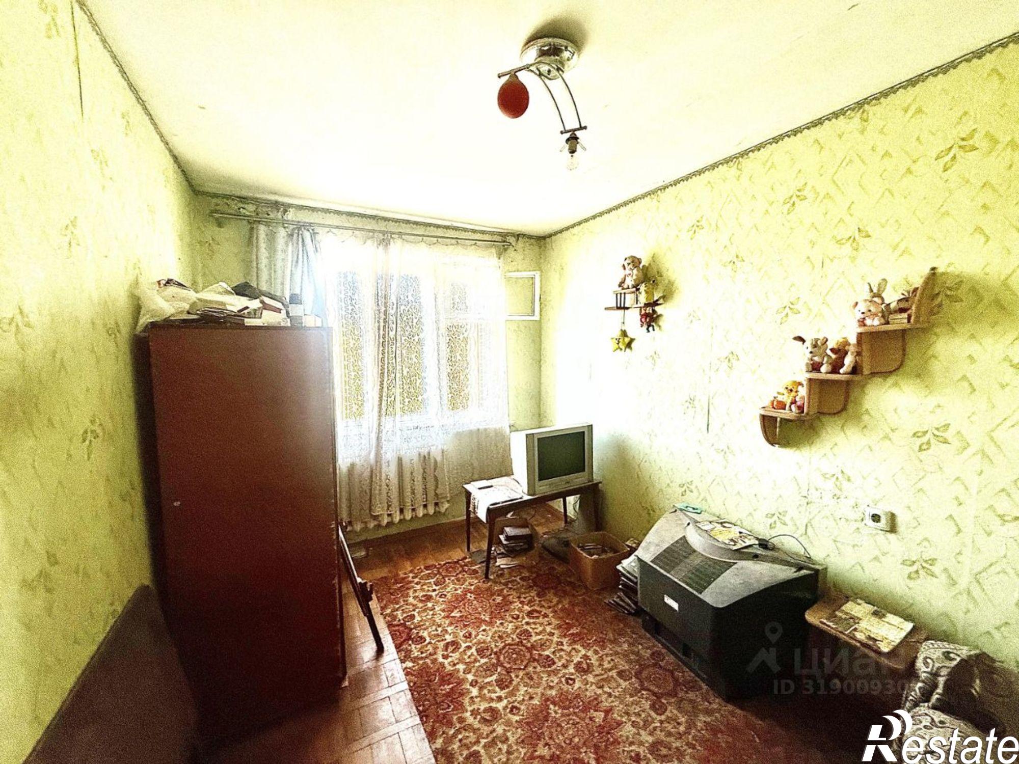 Купить квартиру за 2 300 000 рублей на Ленинградская улица, 17