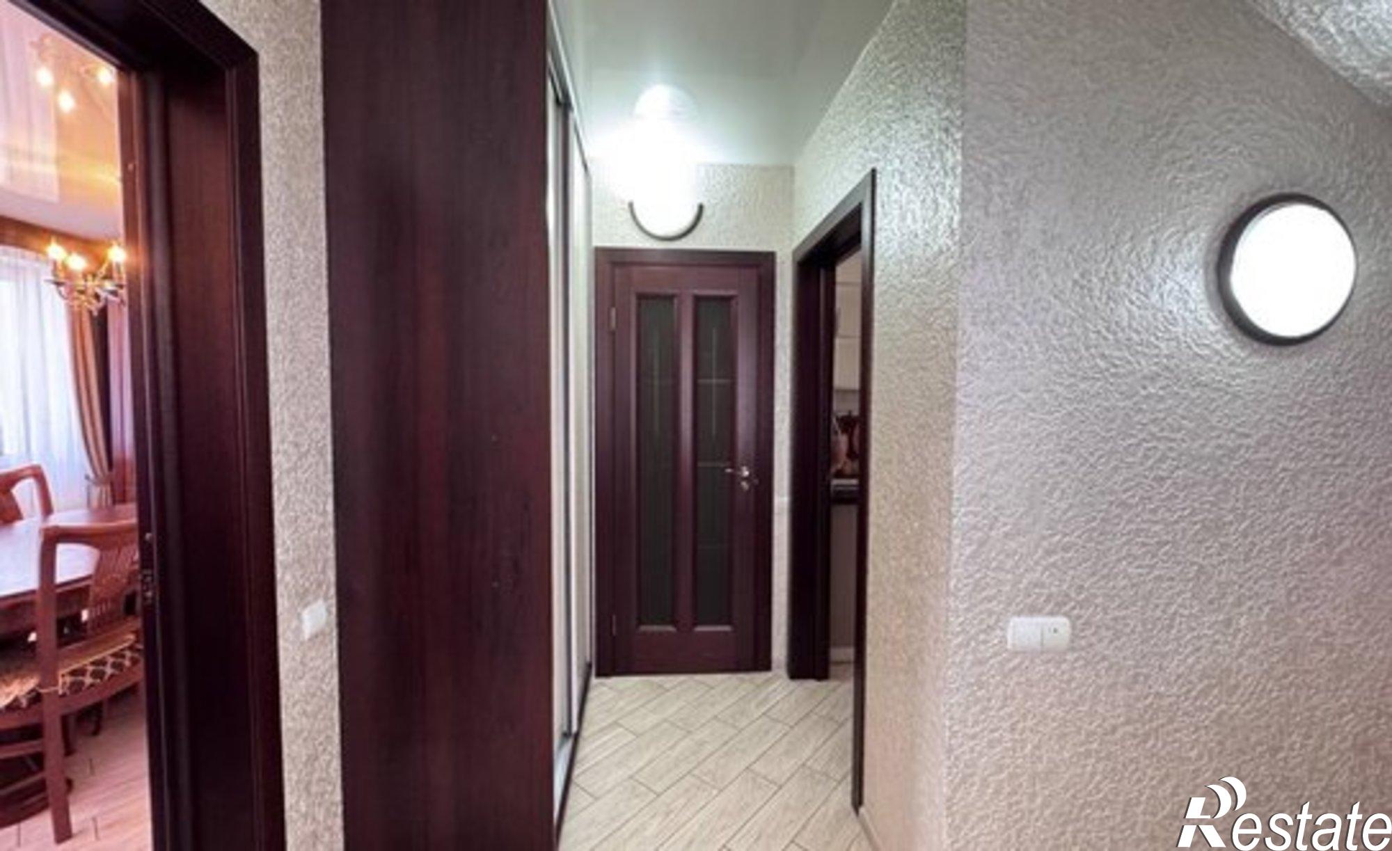 Купить квартиру за 6 400 000 рублей на ул Комарова, 58