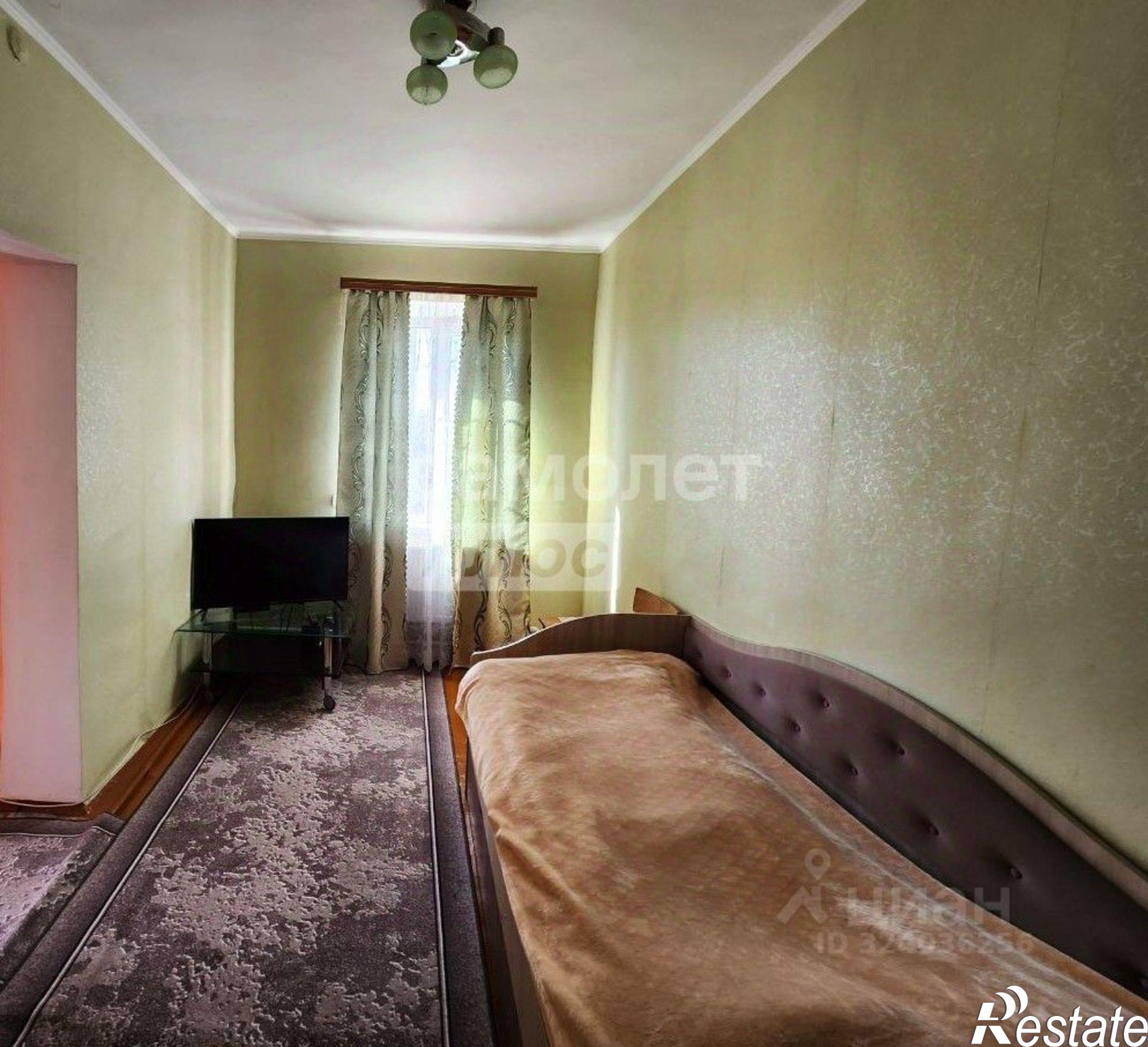 Купить квартиру за 2 450 000 рублей на Брюховецкий район