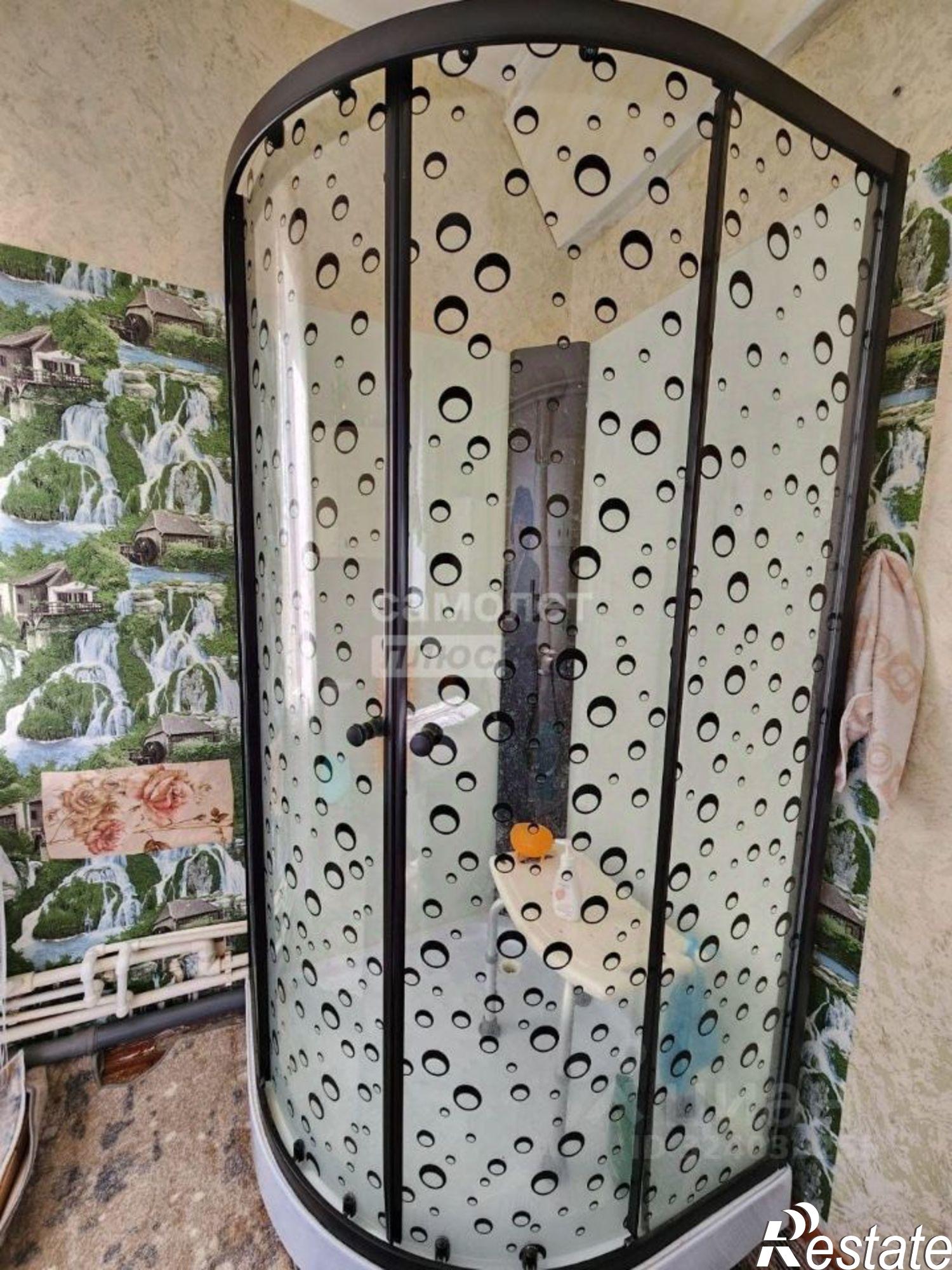 Купить квартиру за 2 450 000 рублей на Брюховецкий район