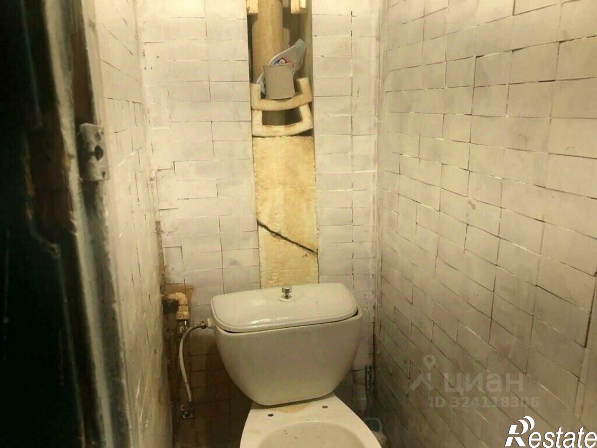 Купить комнату за 2 000 000 рублей на ул Октябрьская, 175