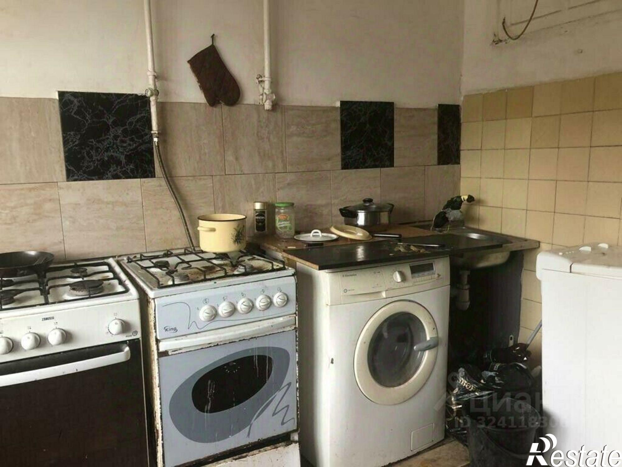 Купить комнату за 2 000 000 рублей на ул Октябрьская, 175