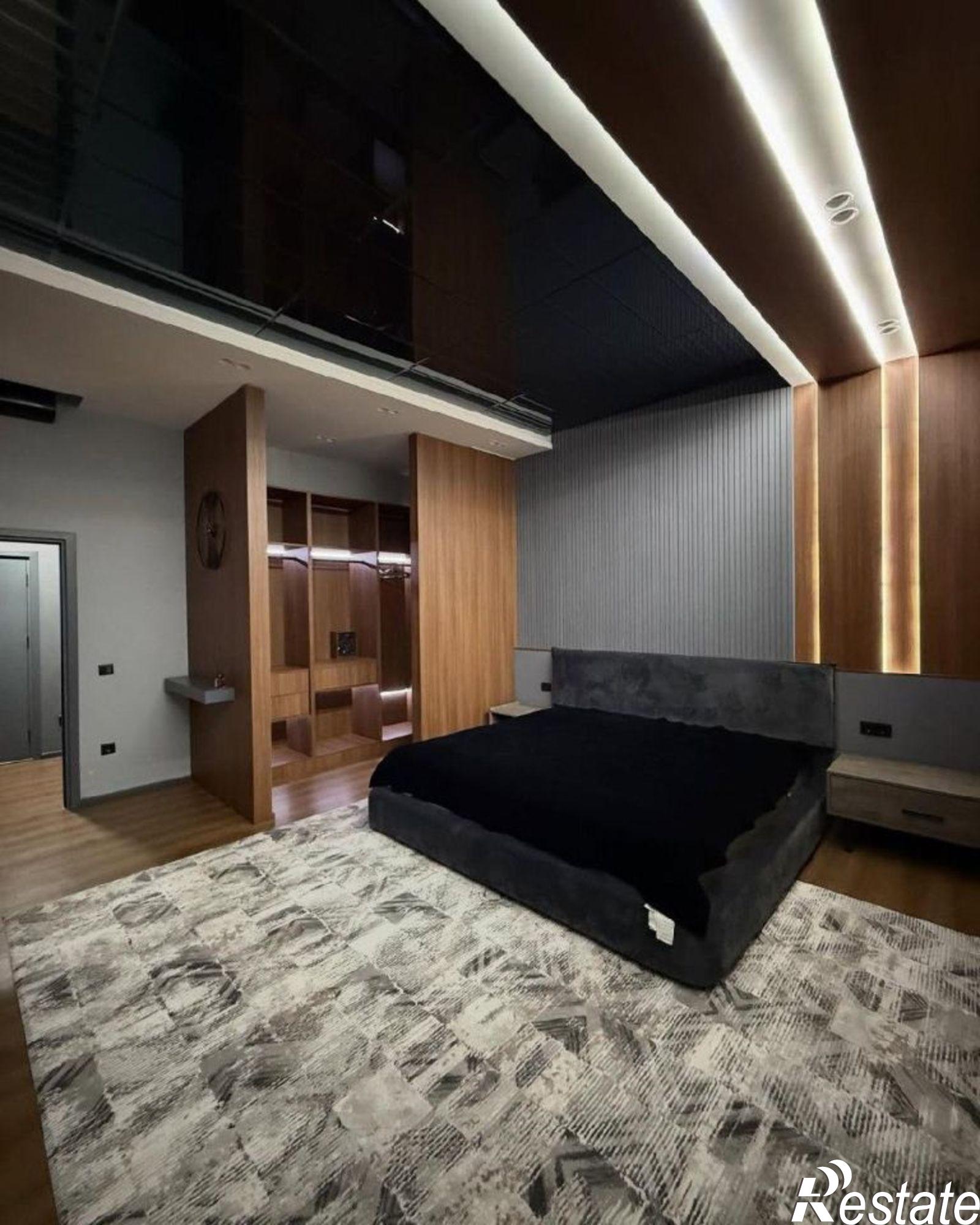 Купить квартиру за 35 050 000 рублей на ул Парусная, 35