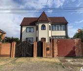 коттедж 280 кв м ул Каштановая, 33