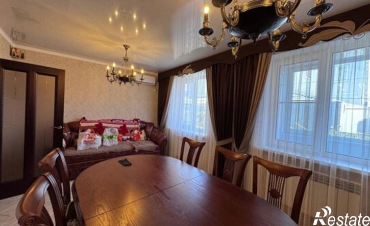 3-комн квартира ул Комарова, 58,  д. 58