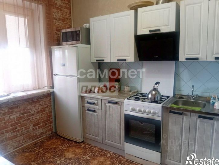 2-комн квартира ул Маршала Гречко, 72,  д. 72