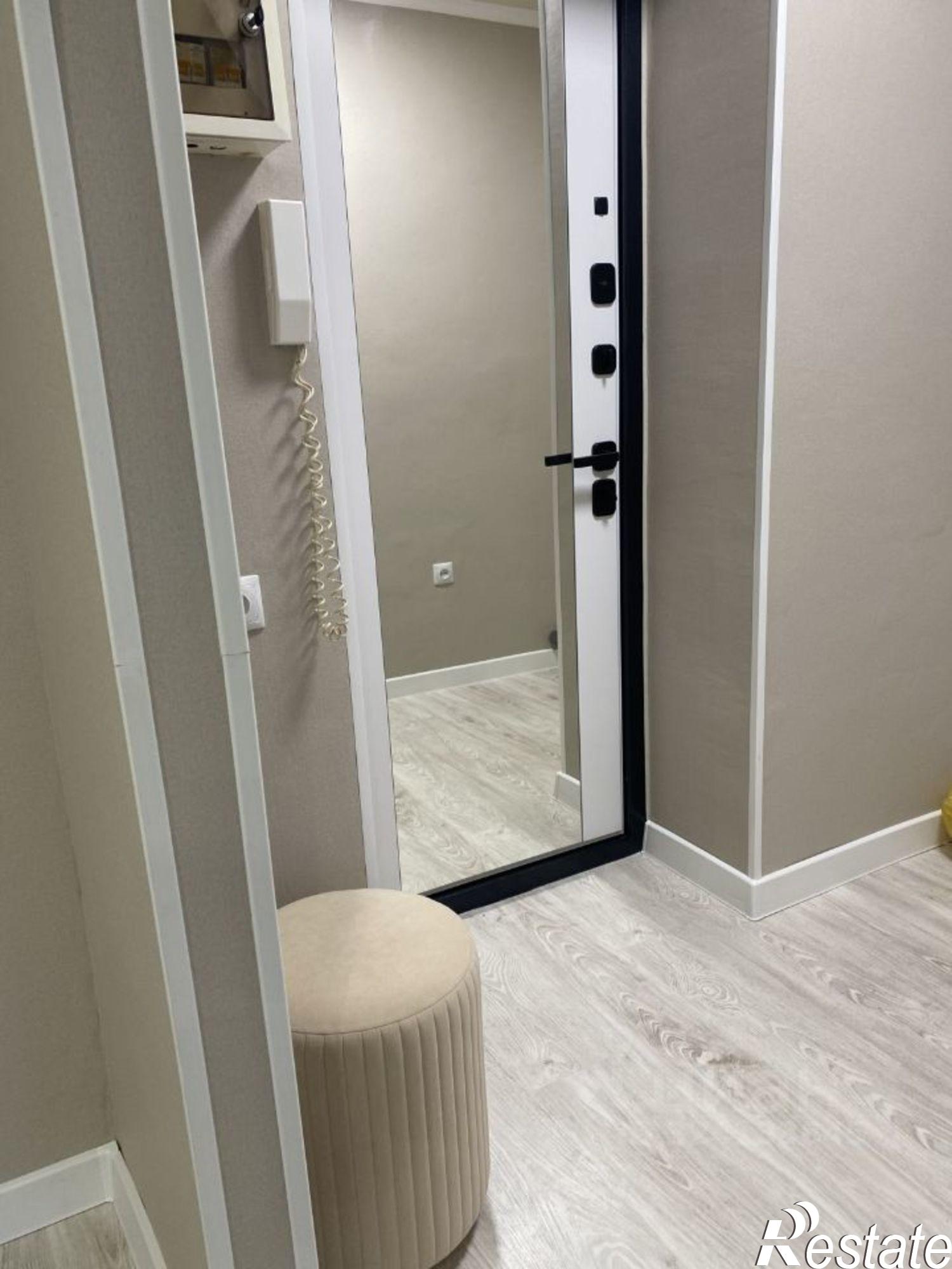 Купить квартиру за 4 000 000 рублей на улица Луначарского, 145