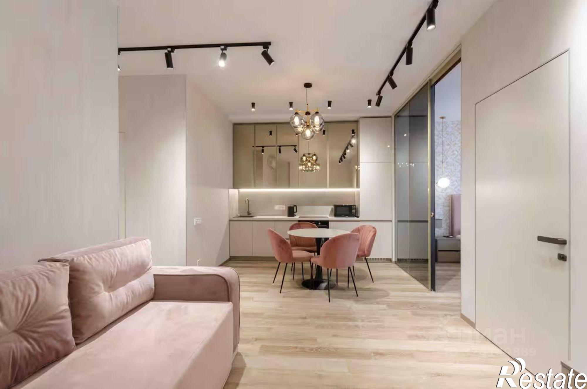 Купить квартиру за 17 300 000 рублей на Урожайная улица, 71А к3