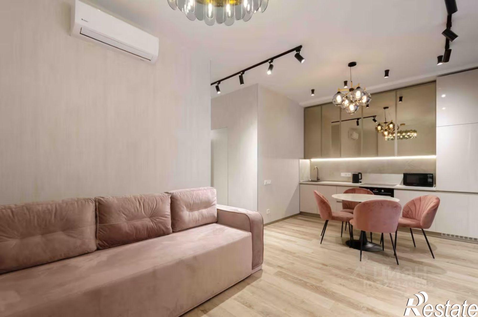 Купить квартиру за 17 300 000 рублей на Урожайная улица, 71А к3