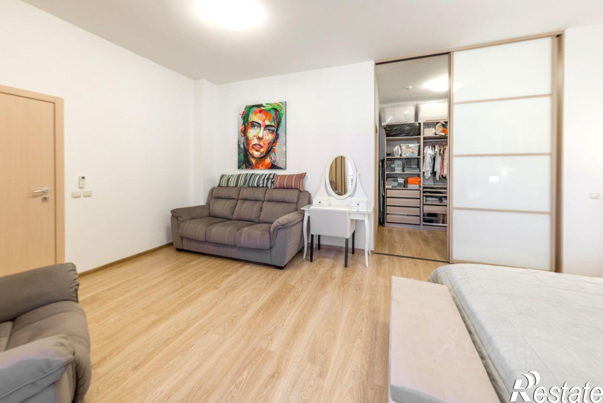 Купить квартиру за 25 000 000 рублей на ул Триумфальная, 12/1