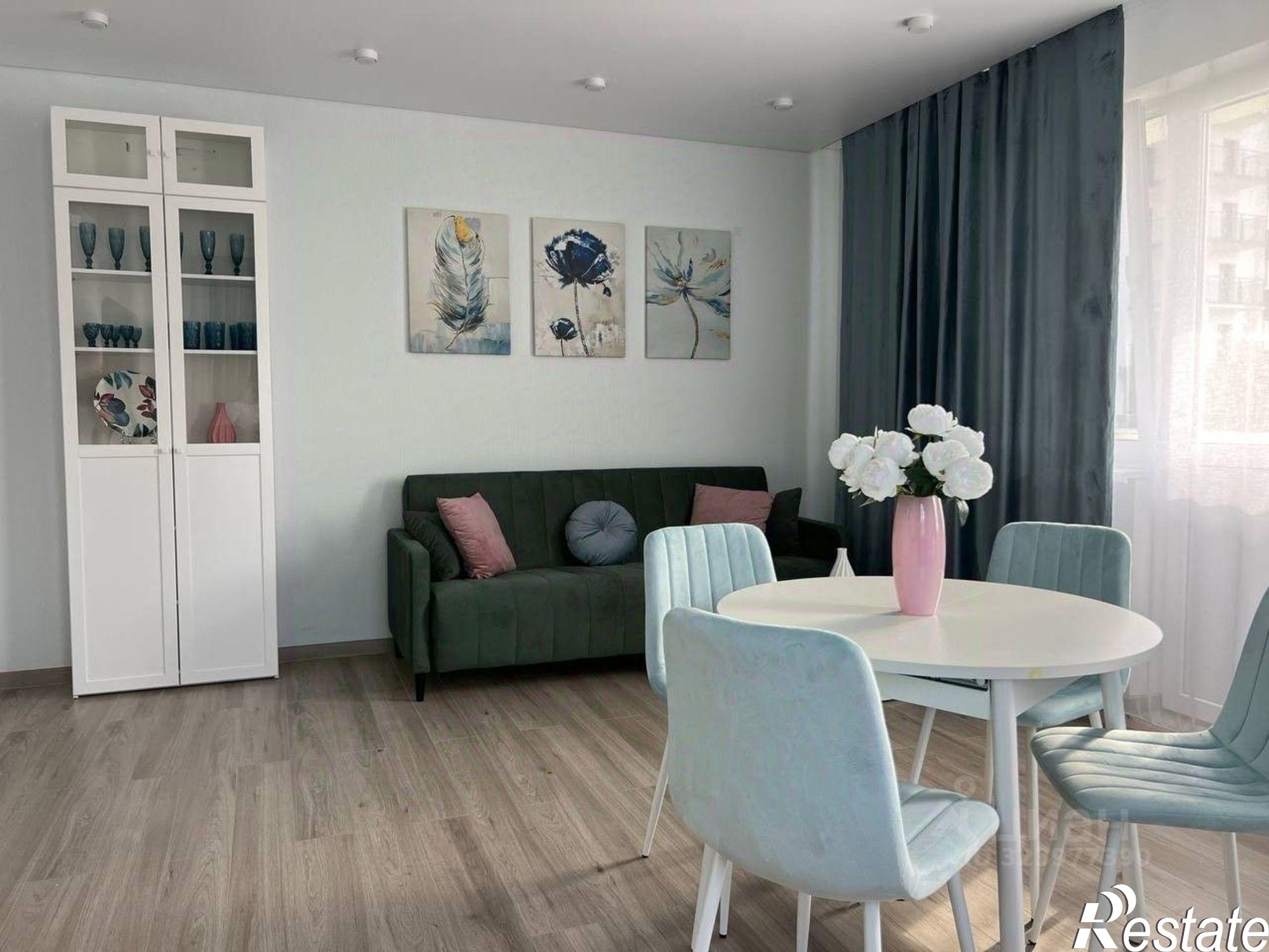 Сдать квартиру за 75 000 рублей на улица Акаций, 34 к6