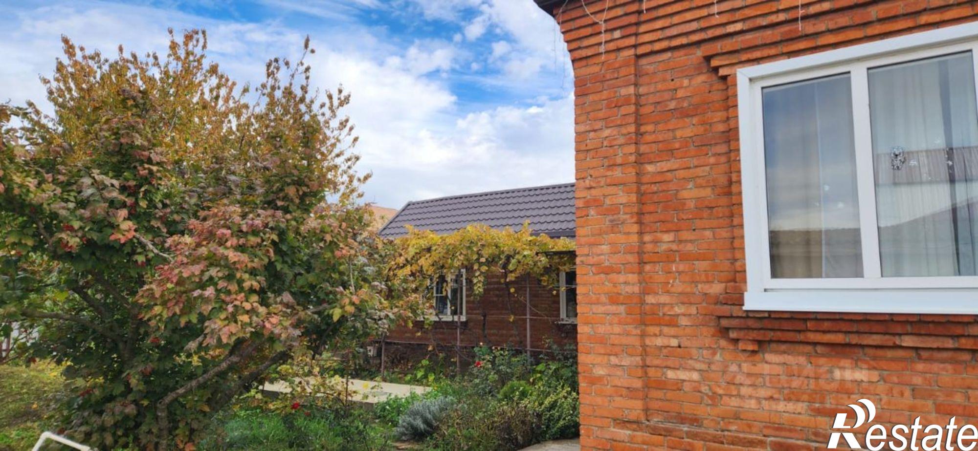 Купить дачу, дом, коттедж за 12 500 000 рублей на ул Уральская, 39