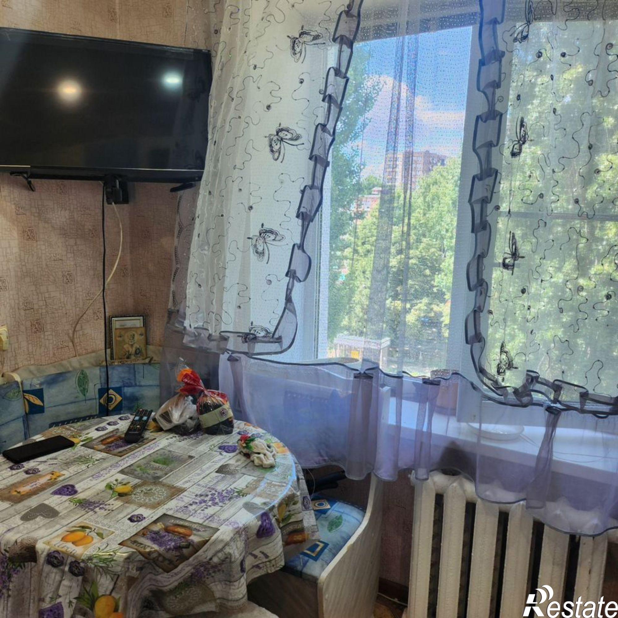 Купить квартиру за 2 650 000 рублей на ул Подвойского, 100 А