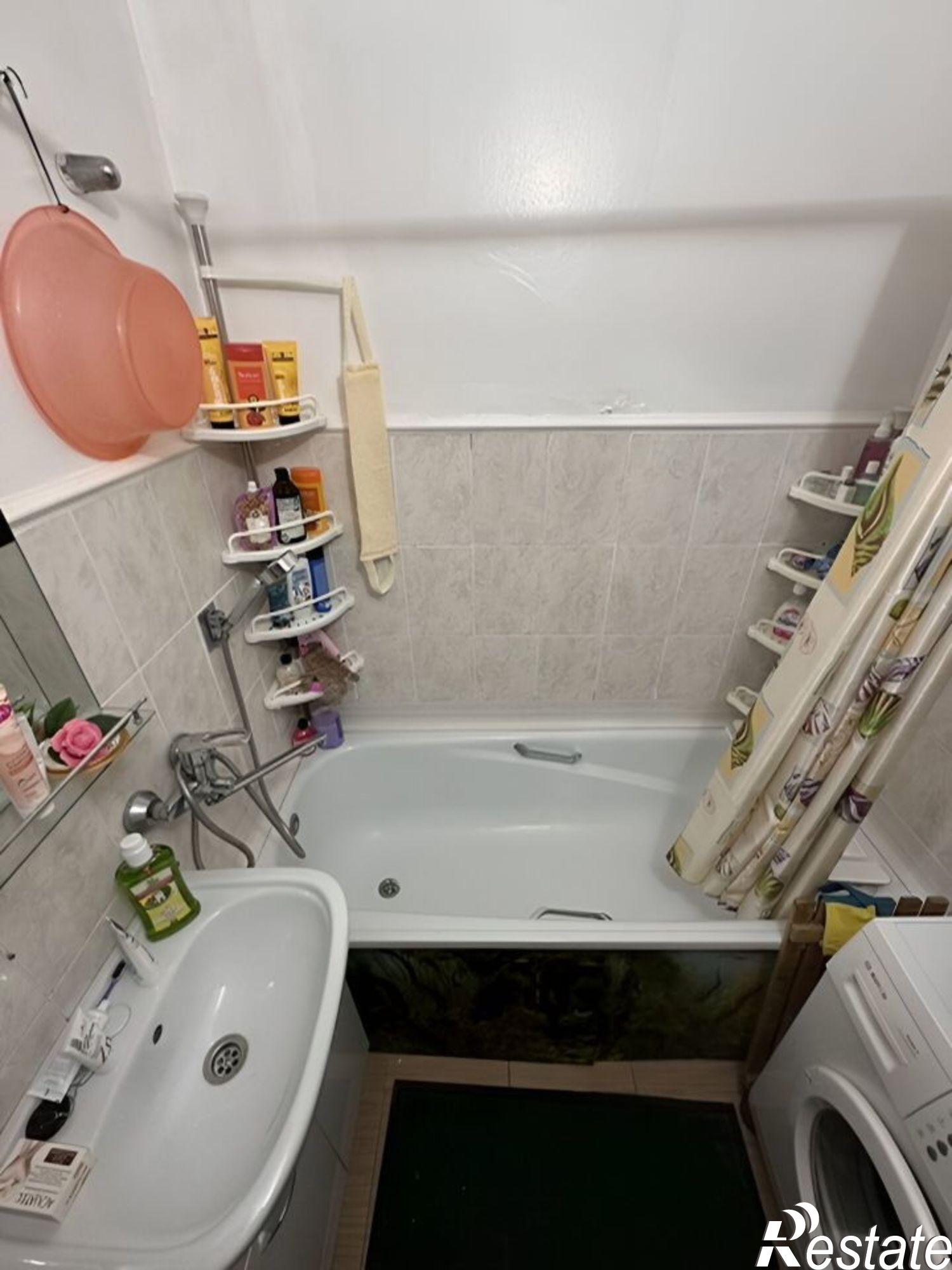 Купить квартиру за 3 650 000 рублей на Кавказский район