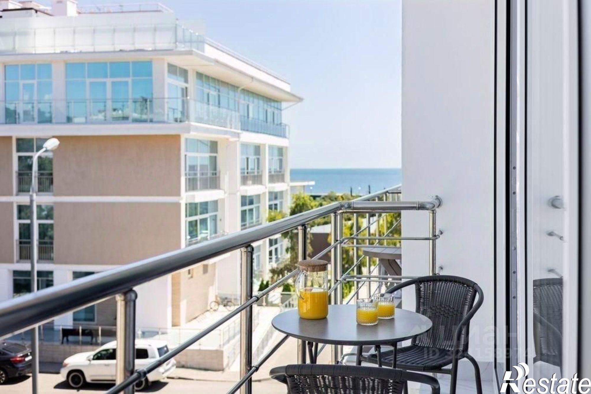 Купить квартиру за 23 000 000 рублей на б-р Надежд, 14