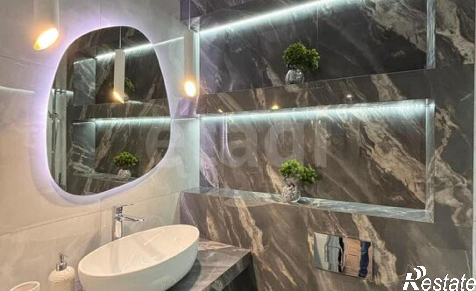 Купить квартиру за 5 950 000 рублей на Краснодар, микрорайон имени Петра Метальникова, улица Петра Метальникова, 36