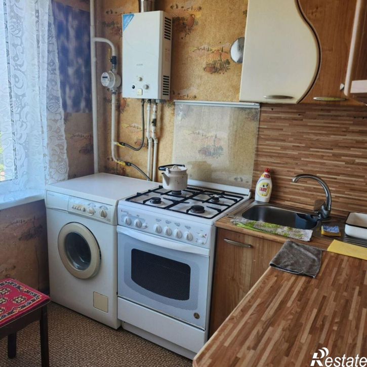 2-комн квартира Ленинградская улица, 133,  д. 133