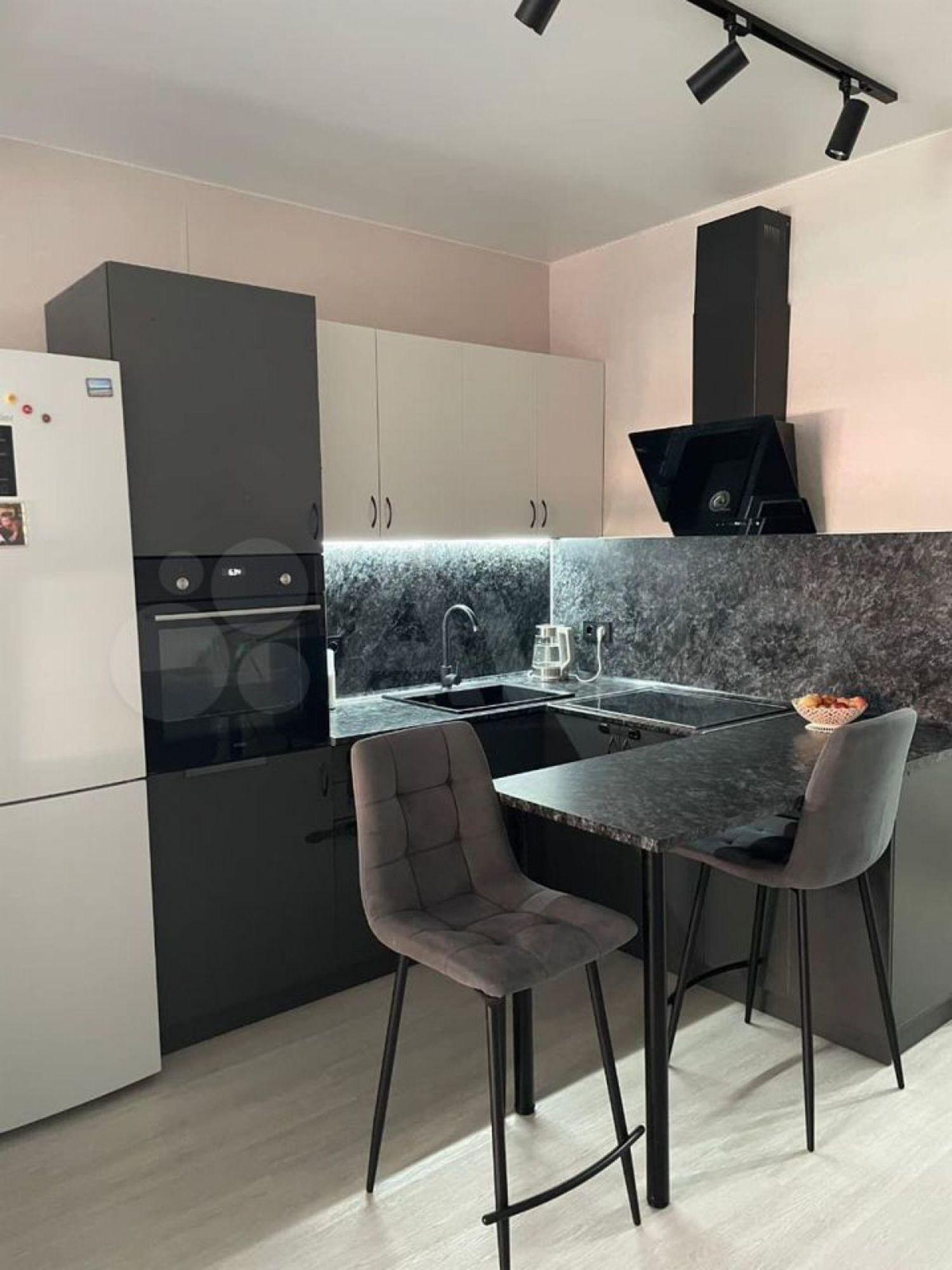 Купить квартиру за 4 500 000 рублей на Природная ул, 10/2