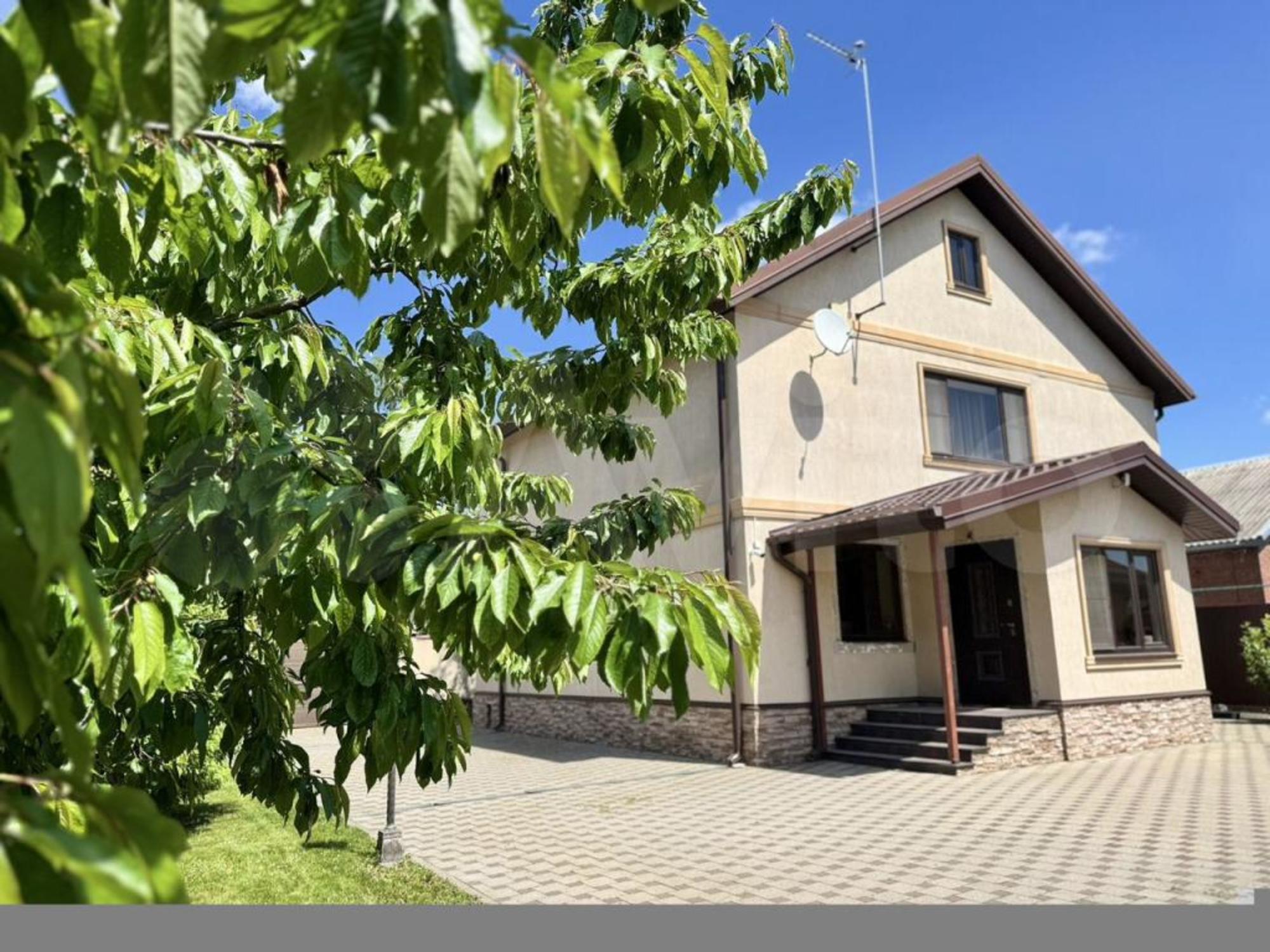 Купить дачу, дом, коттедж за 32 000 000 рублей на Берёзовая ул, 34