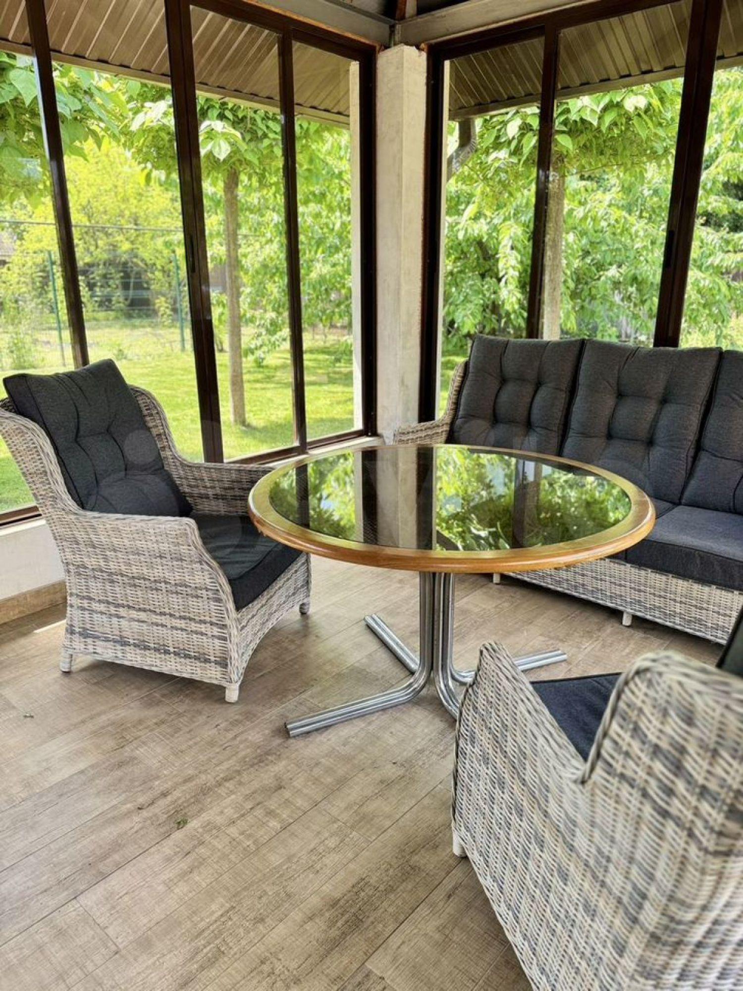 Купить дачу, дом, коттедж за 32 000 000 рублей на Берёзовая ул, 34