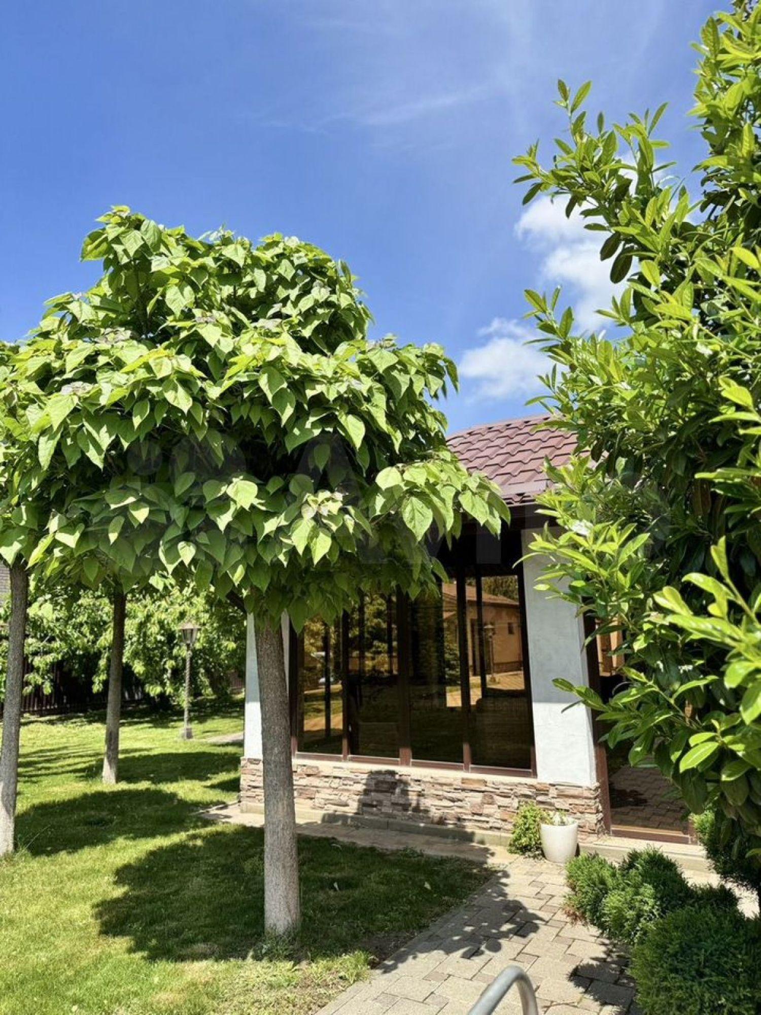 Купить дачу, дом, коттедж за 32 000 000 рублей на Берёзовая ул, 34