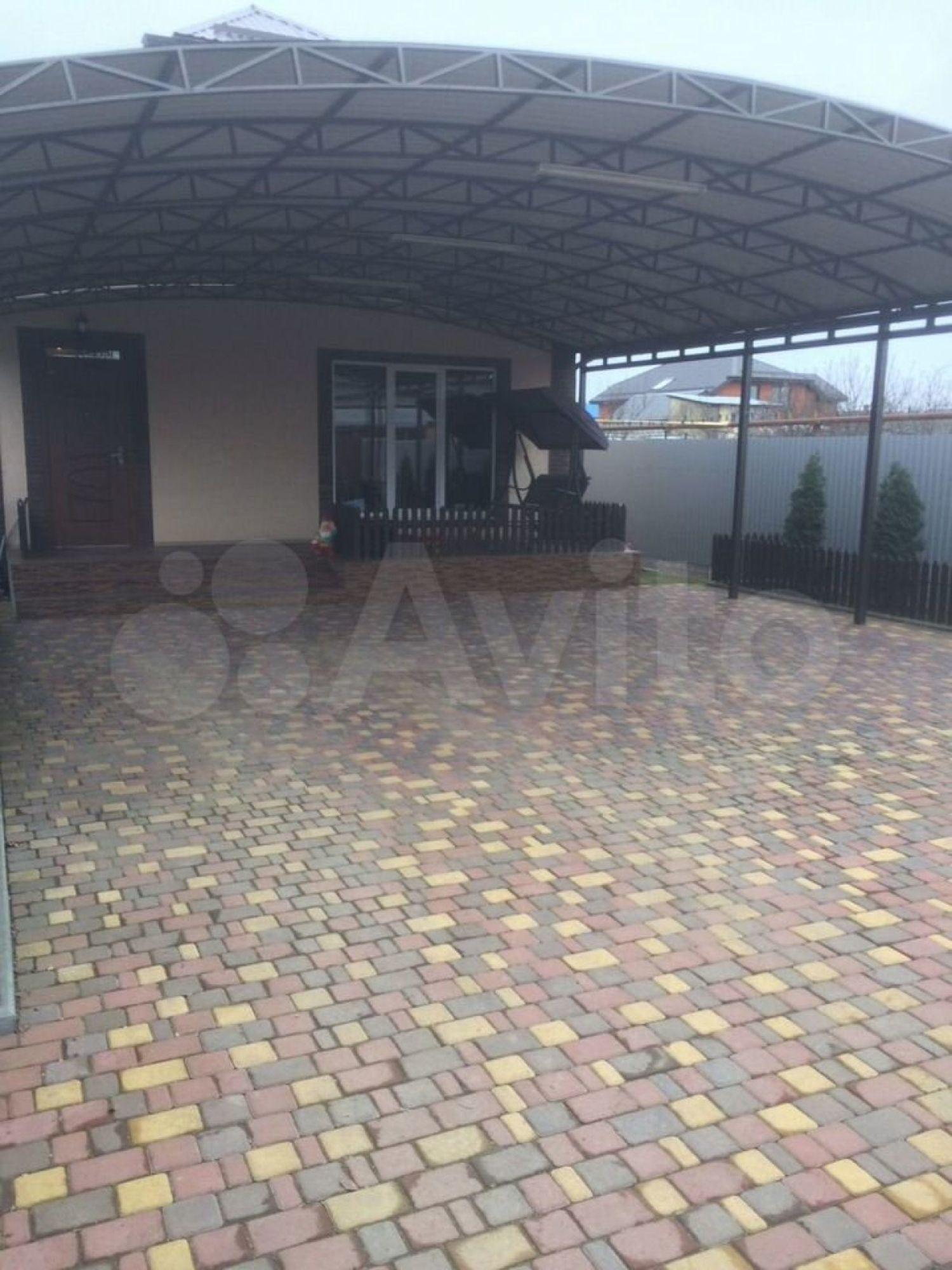 Купить дачу, дом, коттедж за 8 000 000 рублей на Кирова ул, 61/4