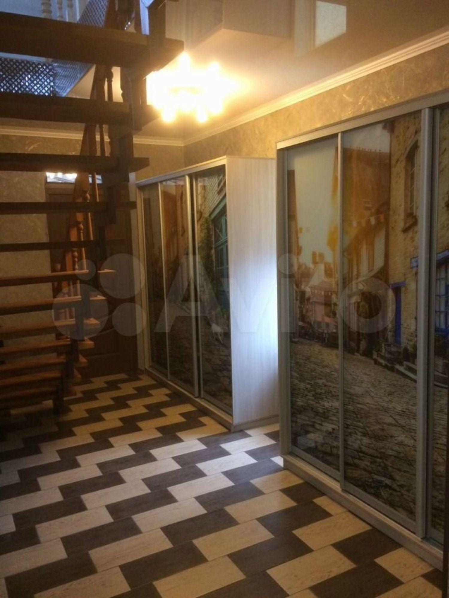 Купить дачу, дом, коттедж за 8 000 000 рублей на Кирова ул, 61/4