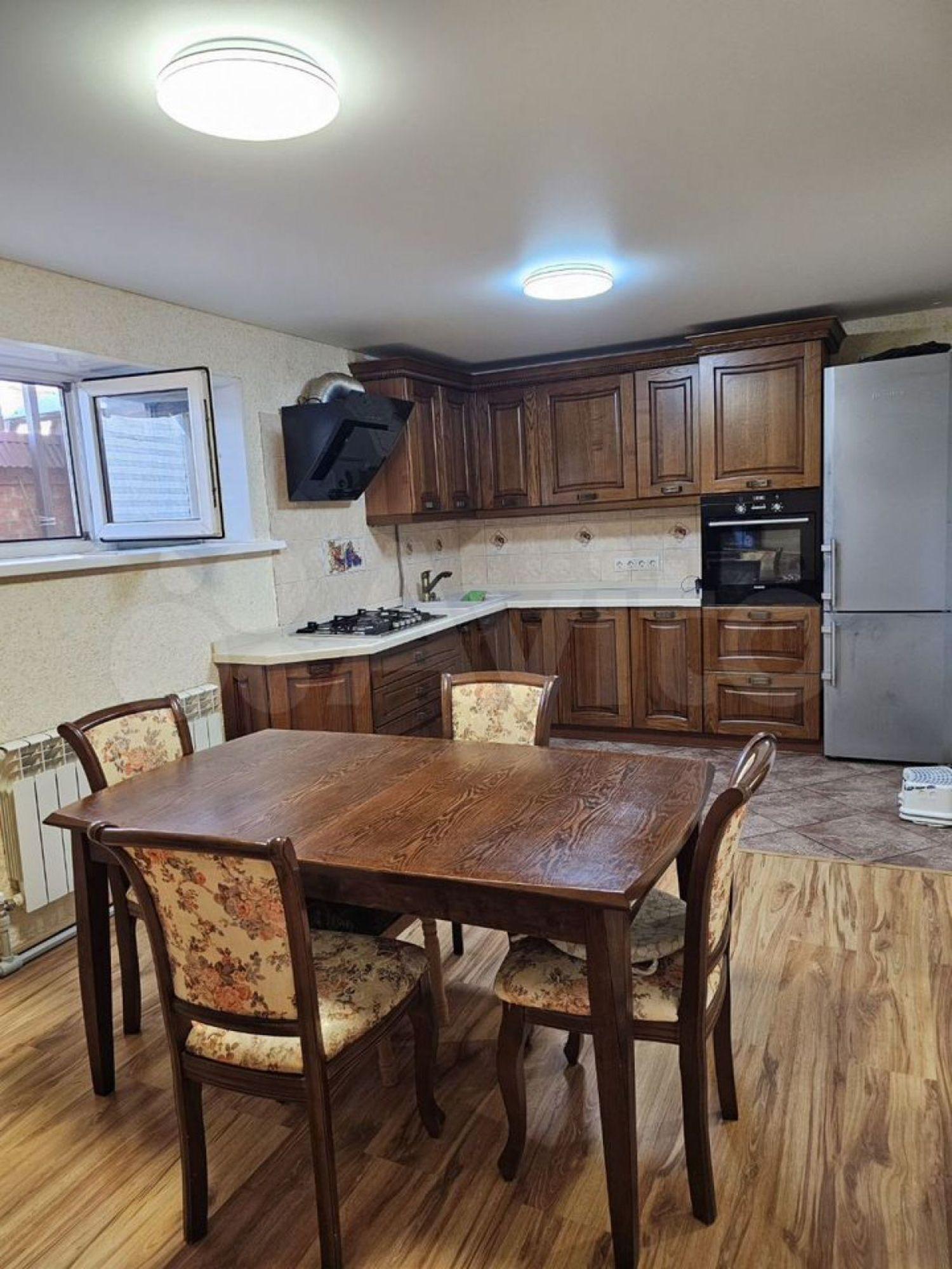 Купить дачу, дом, коттедж за 18 000 000 рублей на Пластунская ул, 29