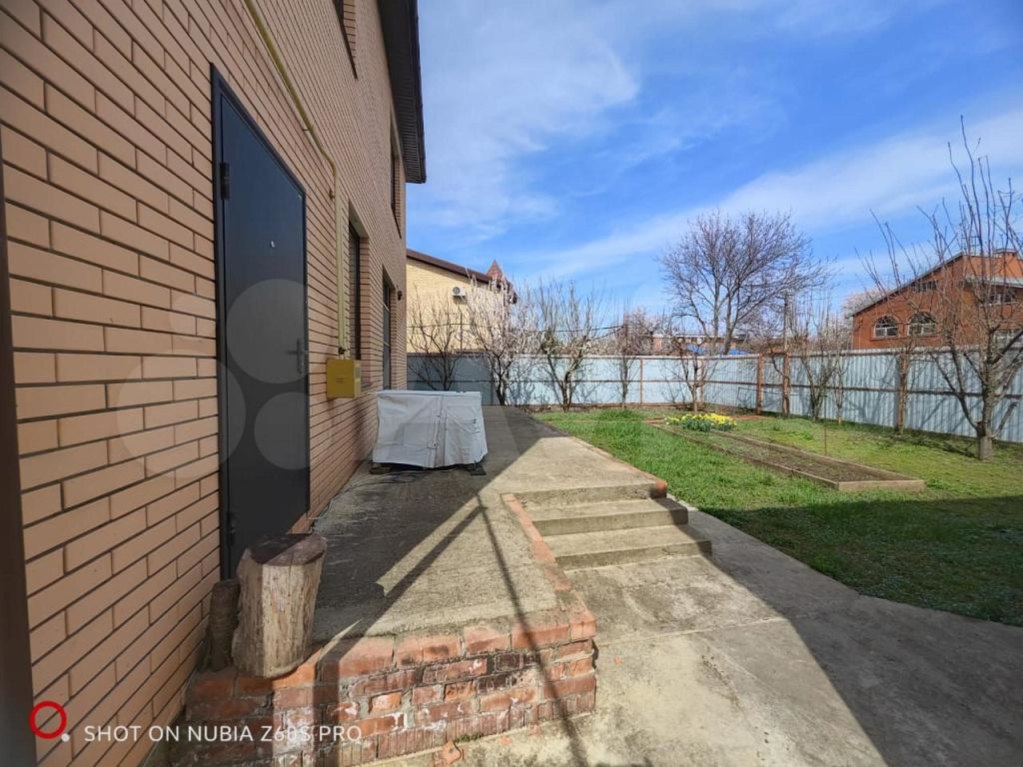 Купить дачу, дом, коттедж за 16 500 000 рублей на 1-я Сторожевая ул, 23/2