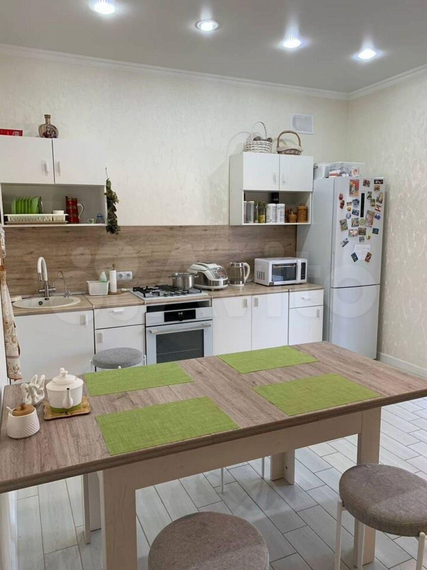 Купить дачу, дом, коттедж за 11 000 000 рублей на Саенко ул, 33