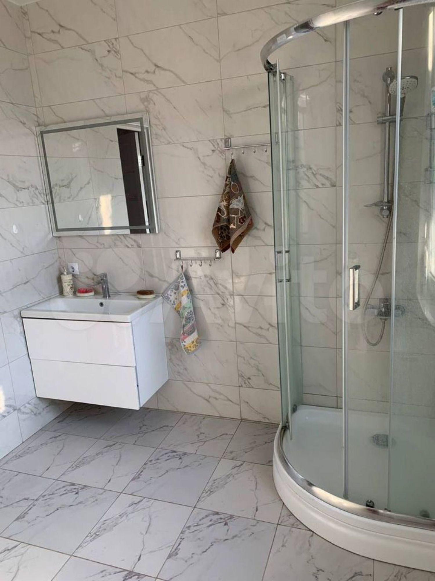 Купить дачу, дом, коттедж за 11 000 000 рублей на Саенко ул, 33