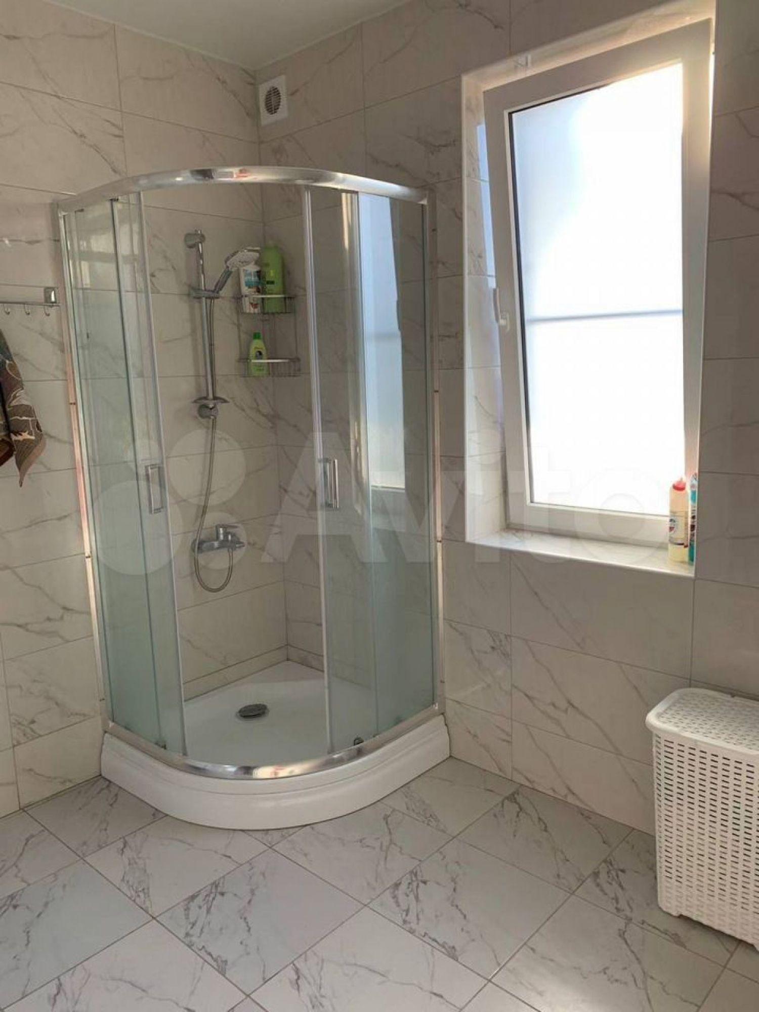 Купить дачу, дом, коттедж за 11 000 000 рублей на Саенко ул, 33