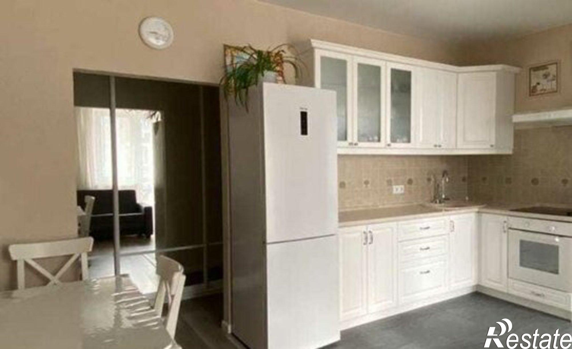 Купить квартиру за 3 350 000 рублей на Краснодар, улица Героя Пешкова, 14к2