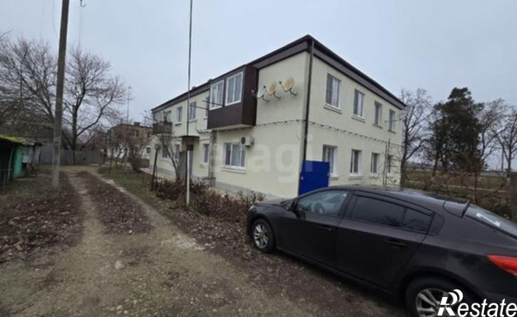 2-комн квартира Павловский район, Среднечелбасское сельское поселение, посёлок Октябрьск