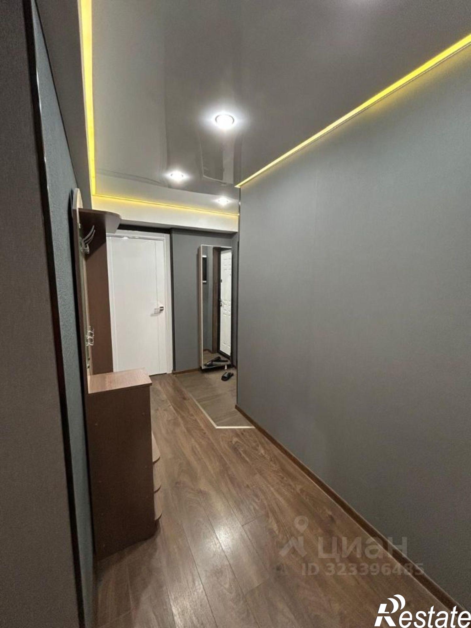 Купить квартиру за 30 000 000 рублей на Урожайная улица, 71/1 к6