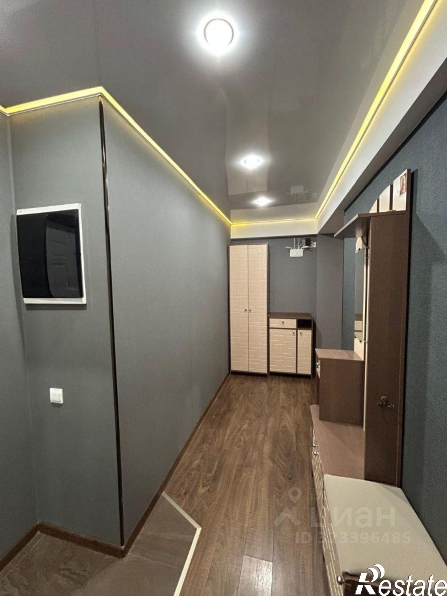 Купить квартиру за 30 000 000 рублей на Урожайная улица, 71/1 к6