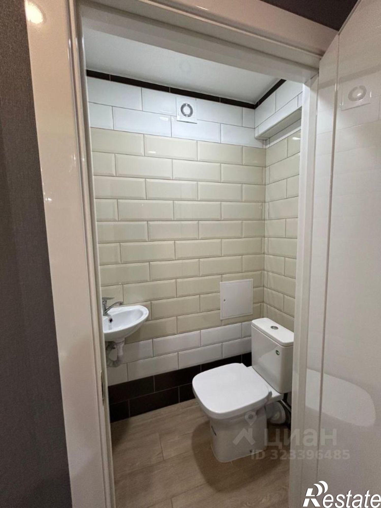 Купить квартиру за 30 000 000 рублей на Урожайная улица, 71/1 к6