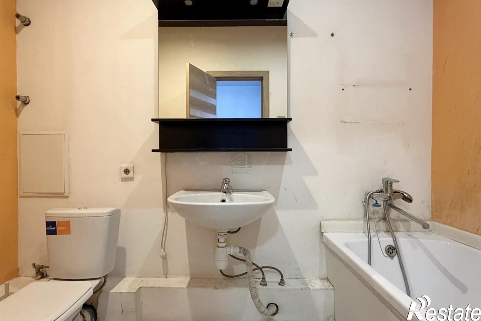 Купить квартиру за 7 600 000 рублей на Центральный внутригородской округ,набережная Кубанская,64