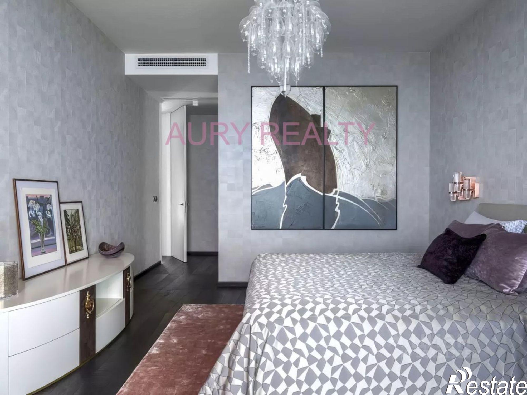 Купить квартиру за 70 000 000 рублей на ул Парусная, 29