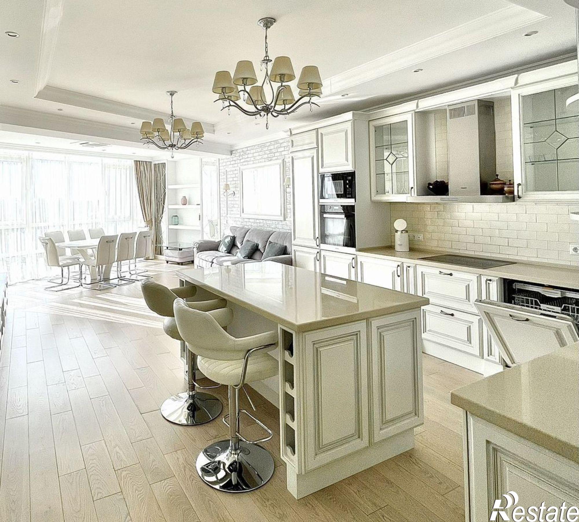 Сдать квартиру за 370 000 рублей на Сочи