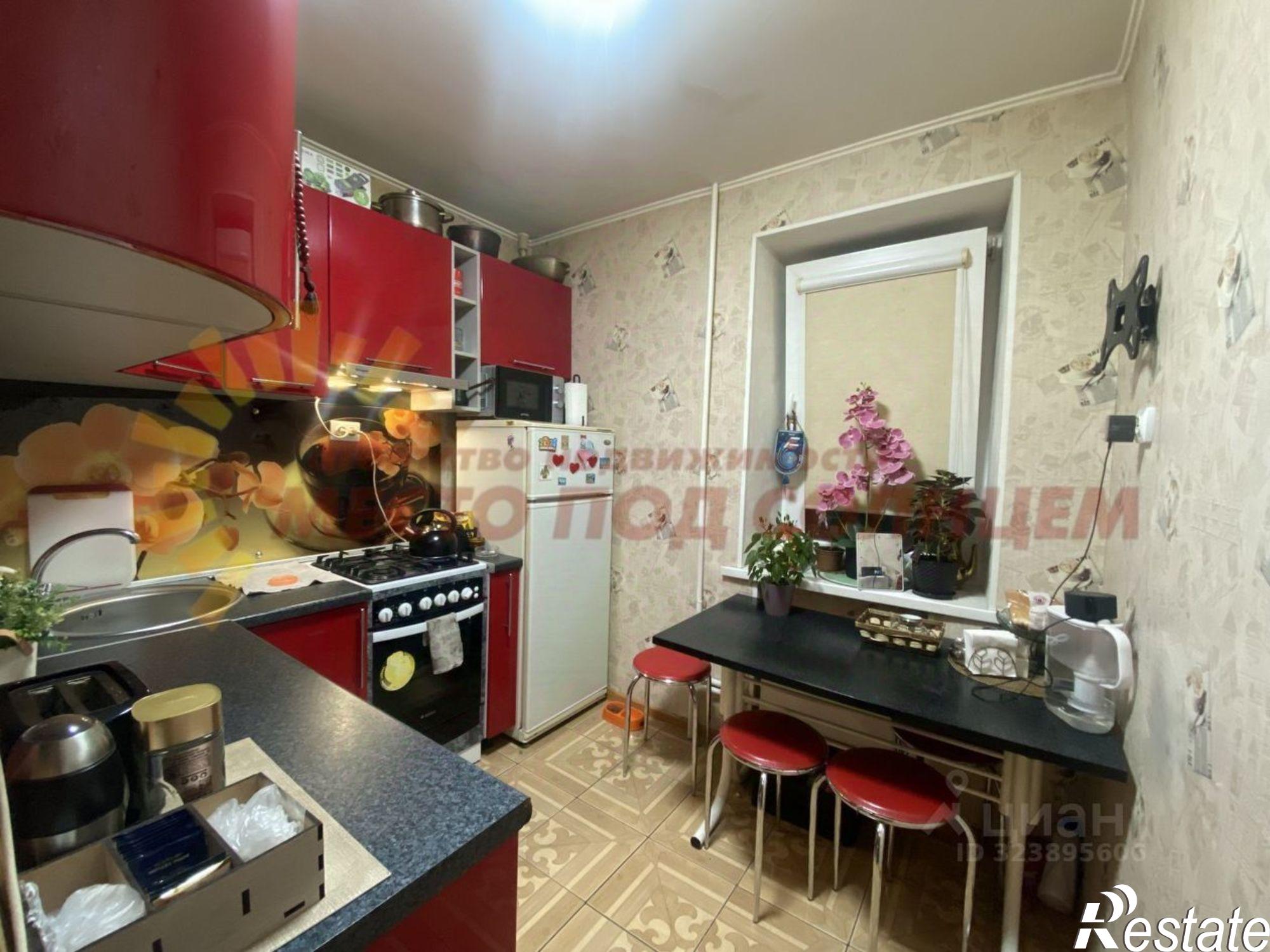 Купить квартиру за 4 300 000 рублей на Ейский район, Ейск г., Красная ул.