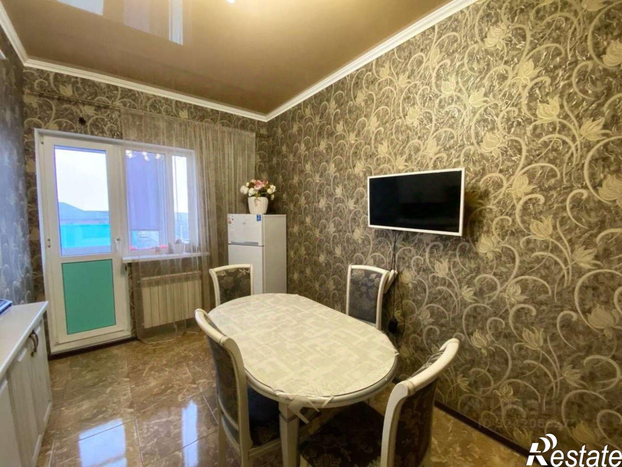 Купить квартиру за 8 200 000 рублей на улица Ставропольская,дом 54