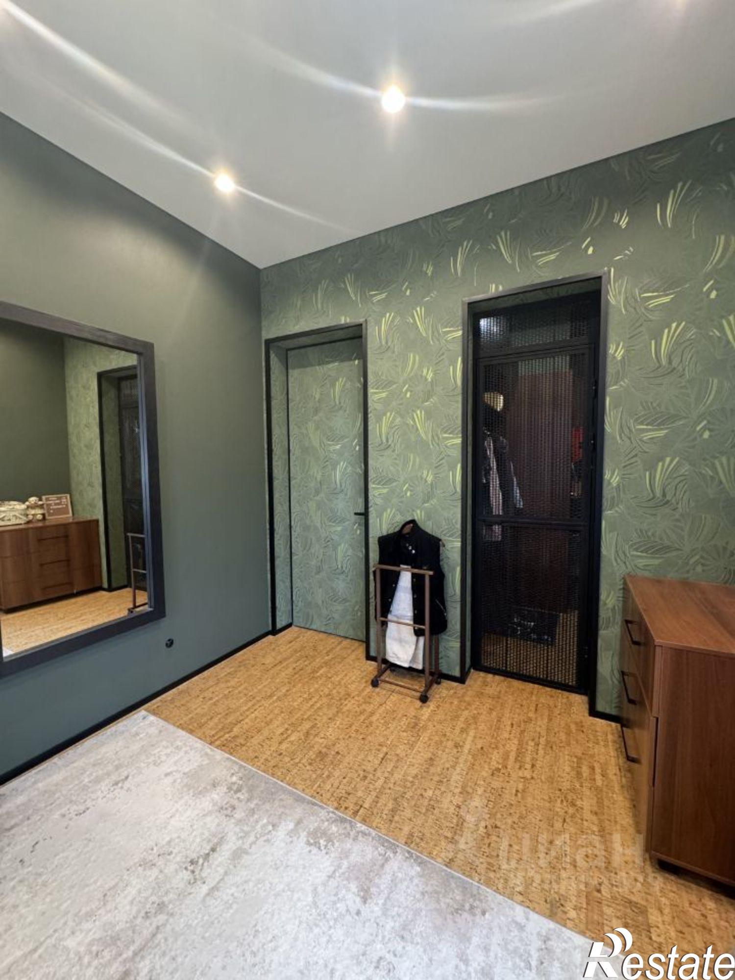 Купить квартиру за 14 000 000 рублей на Анапа, улица Ленина, 202к1