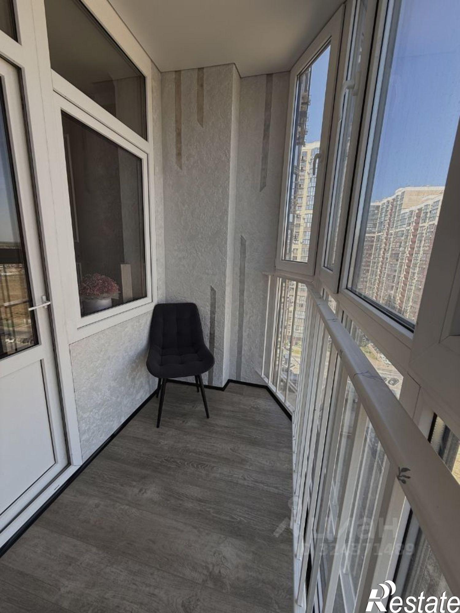 Сдать квартиру за 28 000 рублей на Краснодар, улица имени Героя Николая Шевелёва